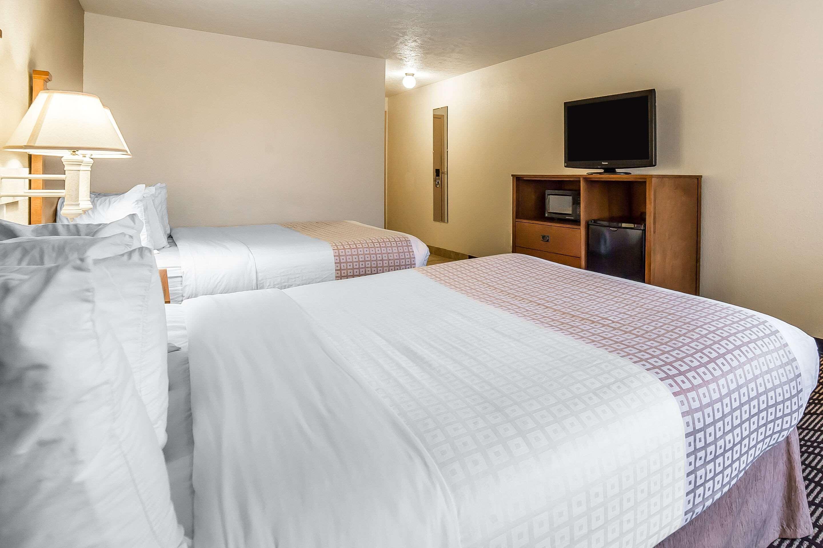 Quality Inn & Suites コー・ダリーン エクステリア 写真