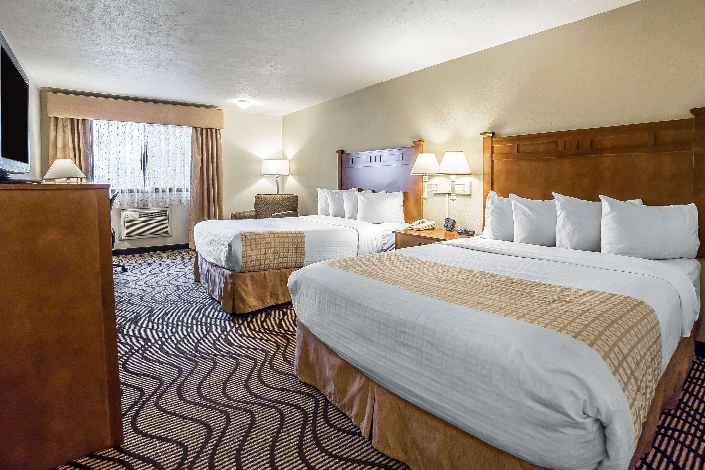 Quality Inn & Suites コー・ダリーン エクステリア 写真